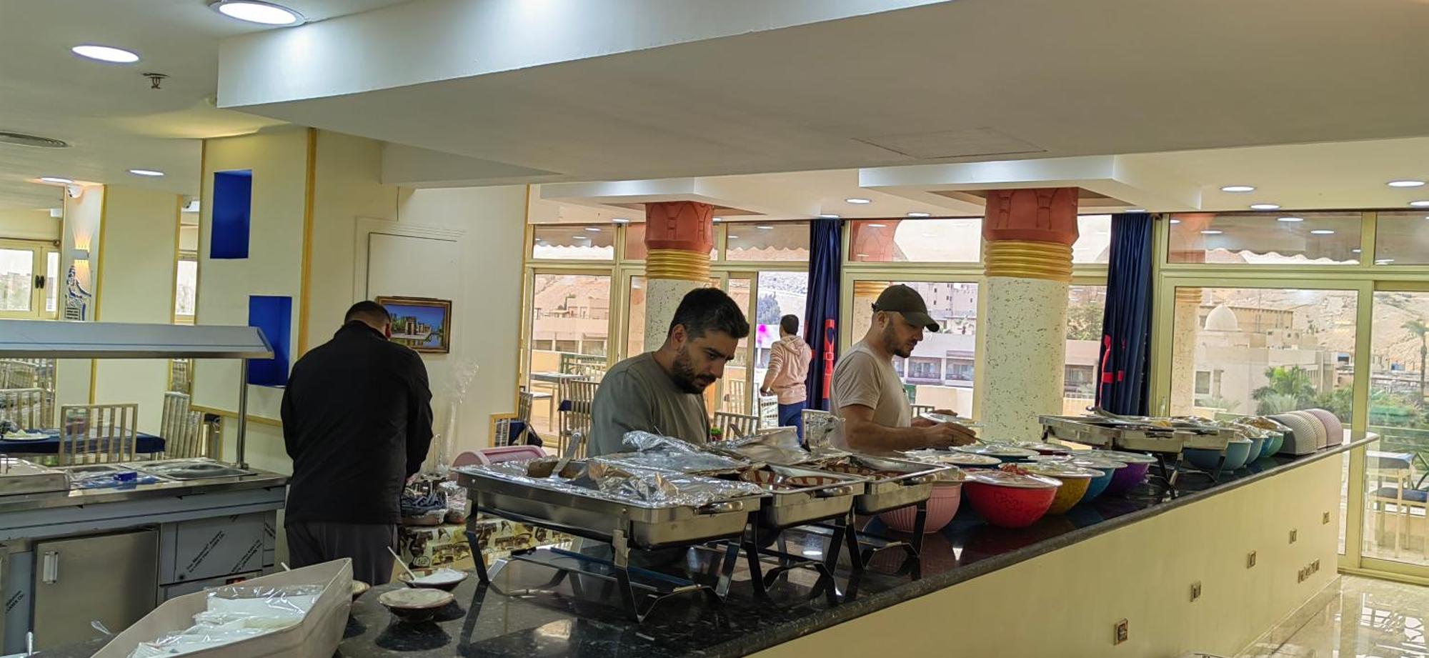 Regency Pyramids Hotel Kafret el-Gabal Екстериор снимка